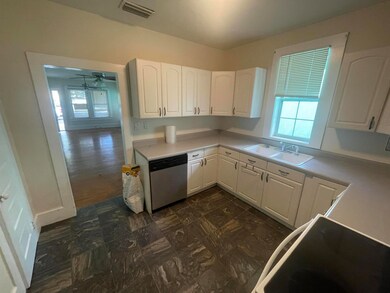 208 Forrest Ave, Cocoa, FL 32922 - photo 4