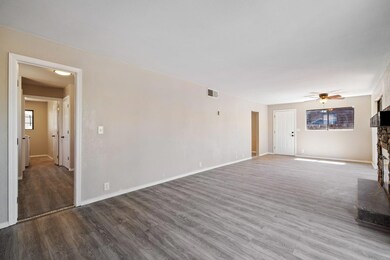 2048ChevelonRd-HeberOvergaard-AZ-7