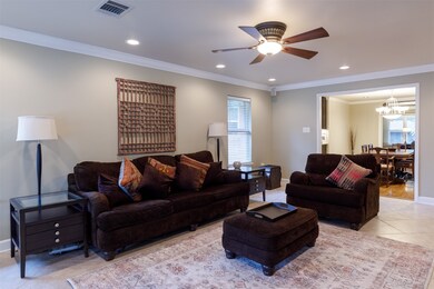 6331 Wynnwood Ln, Houston, TX 77008 - photo 4