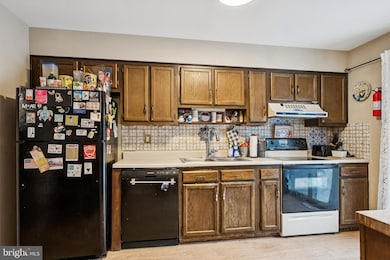 419 Chippewa Trail, Browns Mills, NJ 08015 - photo 4