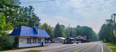 8587 W Silver Lake Rd, Mears, MI 49436 - photo 5