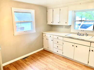 115 N Indiana Ave, Auburn, IN 46706 - photo 7