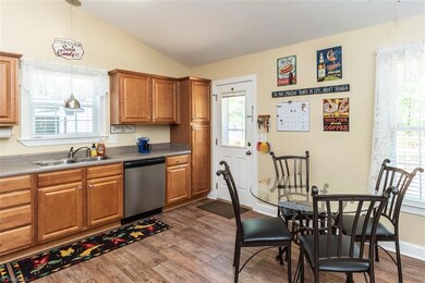 2225 Foxfire Ln, Burlington, NC 27217 - photo 6