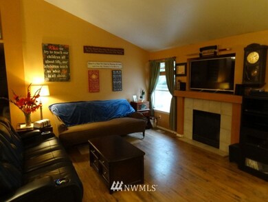 502 Whitehawk Ct NW, Orting, WA 98360 - photo 3