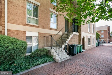 417 S Sharp St unit R9, Baltimore, MD 21201 - photo 2