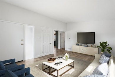 1567 W 213th St, Torrance, CA 90501 - photo 3