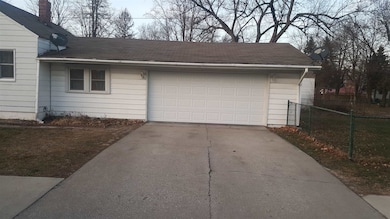 2332 Pleasant Plain Ave, Elkhart, IN 46517 - photo 3