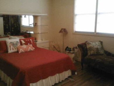 2088 Linden Ave, Memphis, TN 38104 - photo 6