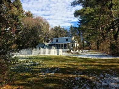 Large back yard runs left to right (partially out 