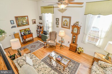 5528 Beaconsfield Ct, Burke, VA 22015 - photo 6