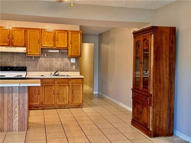 3415 N Kenyon Rd unit 3, Edinburg, TX 78542 - photo 5