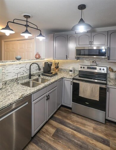 16 Dalton Ct unit 80, MerriMacK, NH 03054 - photo 7