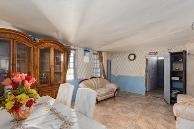 52 Salem St, Reading, MA 01867 - photo 6