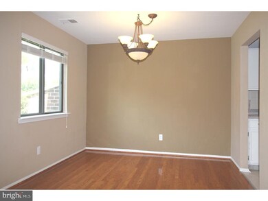 213 Chase Rd, Chesterbrook, PA 19087 - photo 4