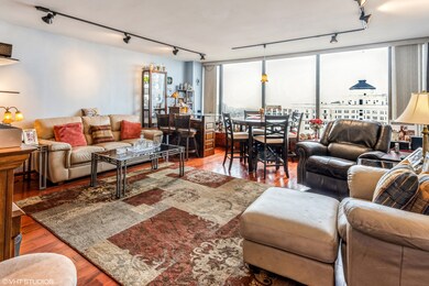 5455 N Sheridan Rd unit 2503, Chicago, IL 60640 - photo 4