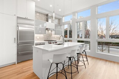 308 Putnam Ave unit 308, Cambridge, MA 02139 - photo 2