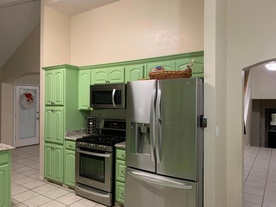 14012 Tuckey Ln, Horizon City, TX 79928 - photo 4