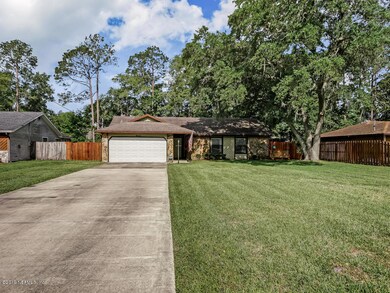 6020 Pine Ave Fleming Island-002-22-Fron
