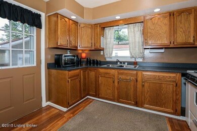 6120 Leonard Way, Louisville, KY 40229 - photo 7