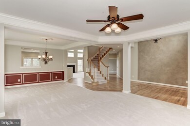 42076 Foley Headwaters St, Aldie, VA 20105 - photo 4