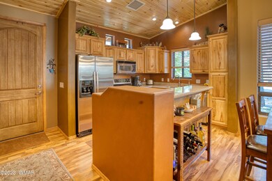 005_Kitchen
