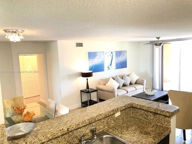 19655 E Country Club Dr unit 6405, Miami, FL 33180 - photo 2