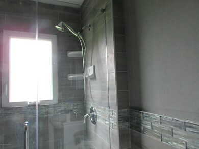 245 Roosevelt Ave unit Winter, Oakhurst, NJ 07755 - photo 7