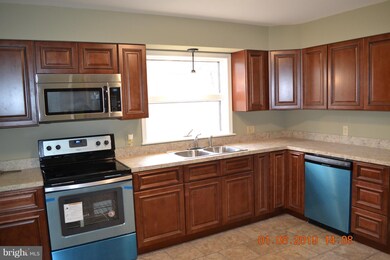 226 Shingle Mill Dr, Drums, PA 18222 - photo 6