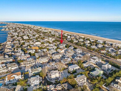 1020-ALongBeachBlvdDroneArrow-3