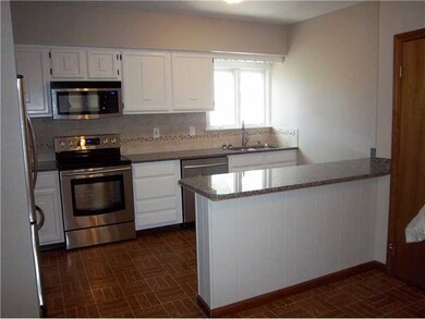 621 Grove St, Woonsocket, RI 02895 - photo 5