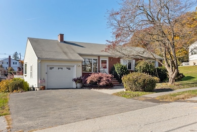 39 Augustus Rd, Waltham, MA 02452 - photo 2