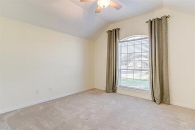 3234 Crossbridge Cir, Granbury, TX 76049 - photo 4