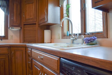 8267 E 50 S, Greentown, IN 46936 - photo 4