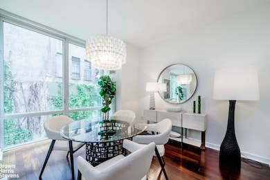 Chelsea House unit 3E, New York, NY 10011 - photo 4