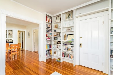 48 Creighton St unit 50, Cambridge, MA 02140 - photo 4