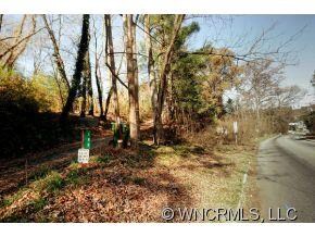 Property Fronts State Road