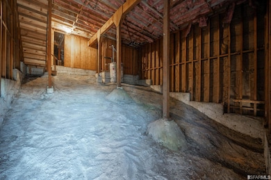 A massive undeveloped common space with the possibility for expansion.