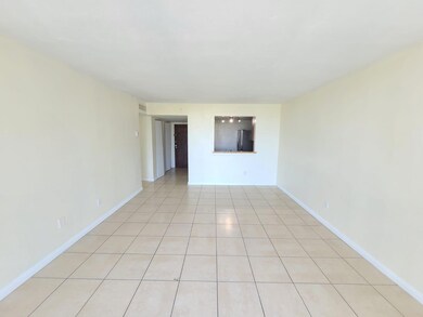 496 NW 165th Street Rd unit D409, Miami, FL 33169 - photo 4
