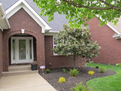 6108 Hudson Creek Dr, Louisville, KY 40291 - photo 3
