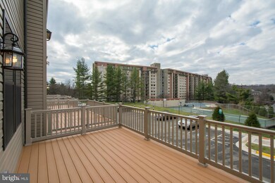 3716 Powell Ln, Falls Church, VA 22041 - photo 6