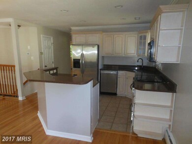 2604 Bomek Cir, Sykesville, MD 21784 - photo 4