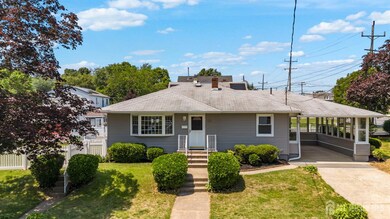 226 Schussler St, South Amboy, NJ 08879 - photo 3