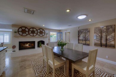 006_Dining Room - Fireplace