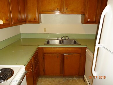 1462 W 26th Ave unit 16, Anchorage, AK 99503 - photo 3
