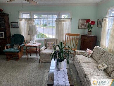 142N Providence Way unit 142B, Monroe Township, NJ 08831 - photo 4