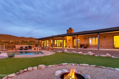 Firepit Sitting Area
