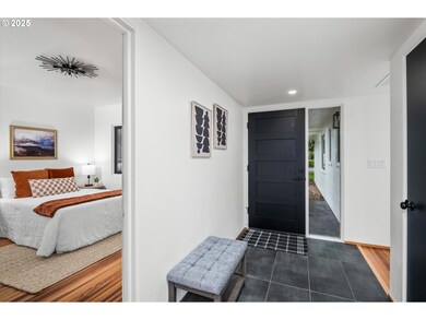Entrance/Foyer