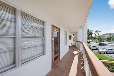 2015 Cornwall A, Boca Raton, FL 33434 - photo 7