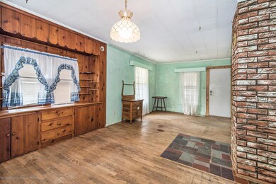 1878 Chestnut St, Holt, MI 48842 - photo 3