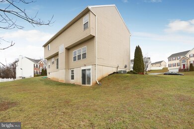 99 Saratoga Rd, Inwood, WV 25428 - photo 5